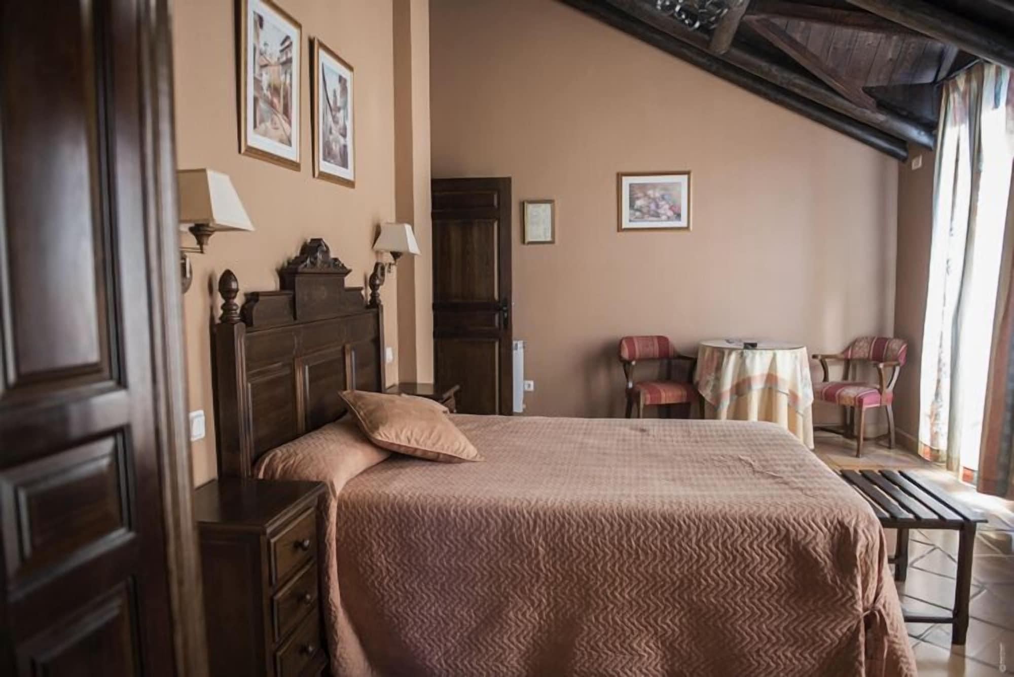 Hotel Casa Grande De El Burgo